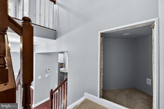 2526 BRENTON POINT DR, Reston, VA 20191