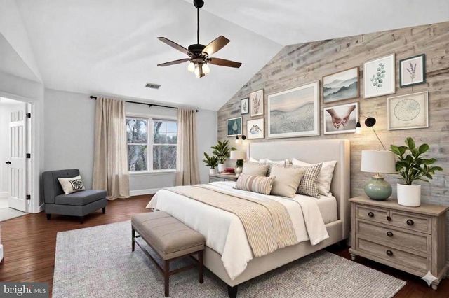 2526 BRENTON POINT DR, Reston, VA 20191