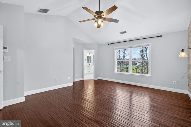 2526 BRENTON POINT DR, Reston, VA 20191