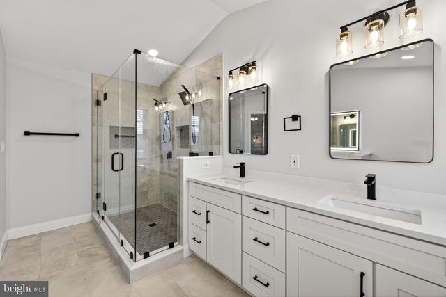 2526 BRENTON POINT DR, Reston, VA 20191