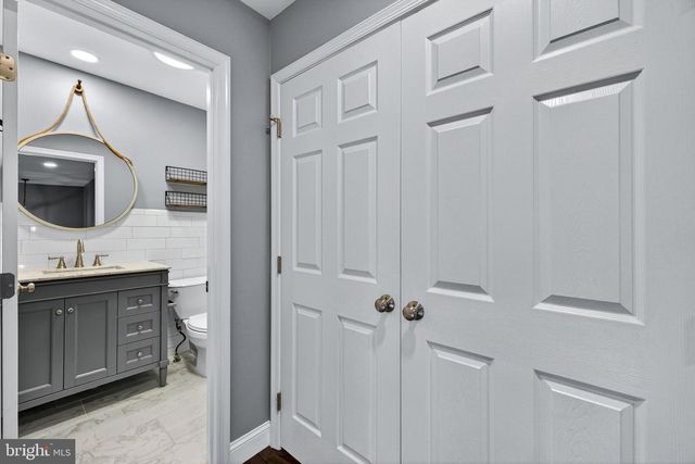 2526 BRENTON POINT DR, Reston, VA 20191