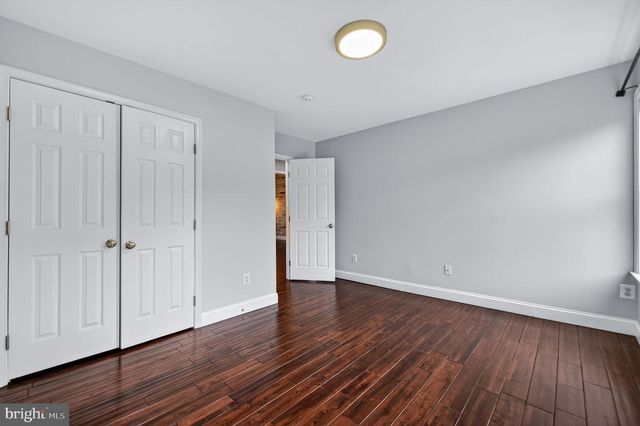 2526 BRENTON POINT DR, Reston, VA 20191