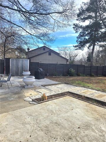 4796 Kellys Mill NW Drive, Lilburn, GA 30047