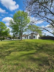 4796 Kellys Mill NW Drive, Lilburn, GA 30047