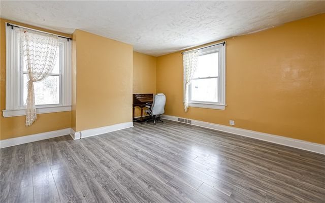 3261 Wexford Rd, Pine Twp, PA 15044