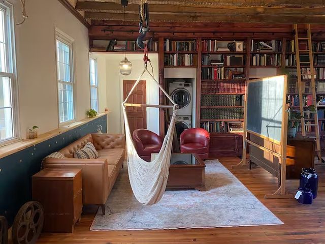 3261 Wexford Rd, Pine Twp, PA 15044