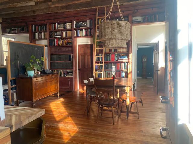 3261 Wexford Rd, Pine Twp, PA 15044