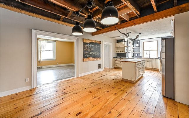 3261 Wexford Rd, Pine Twp, PA 15044