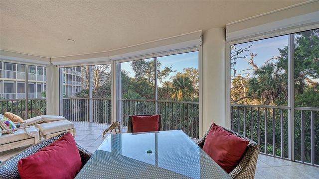 3621 N POINT ROAD 301, Osprey, FL 34229