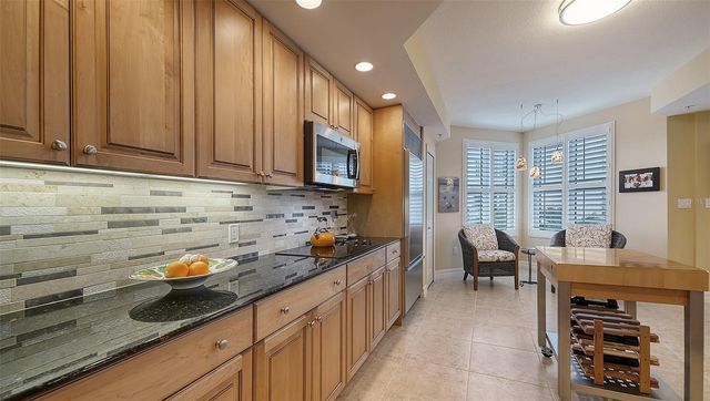 3621 N POINT ROAD 301, Osprey, FL 34229