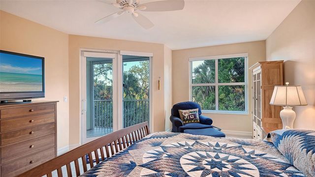 3621 N POINT ROAD 301, Osprey, FL 34229