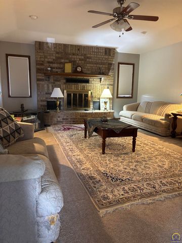 2620 West Ridge Dr, Emporia, KS 66801