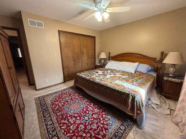 2620 West Ridge Dr, Emporia, KS 66801