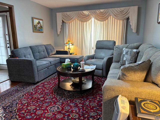 2620 West Ridge Dr, Emporia, KS 66801