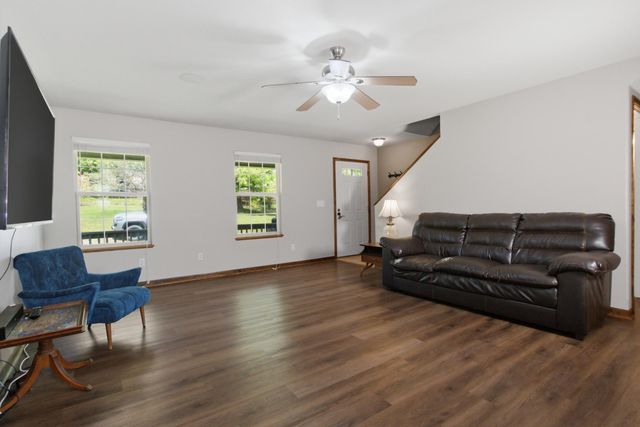 1426 Prairie Ridge Road, Ozark, MO 65721