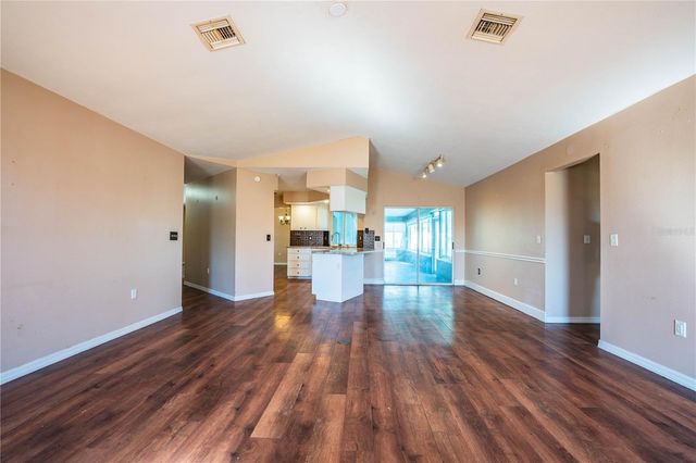 507 POWDER HORN ROW, Lakeland, FL 33809