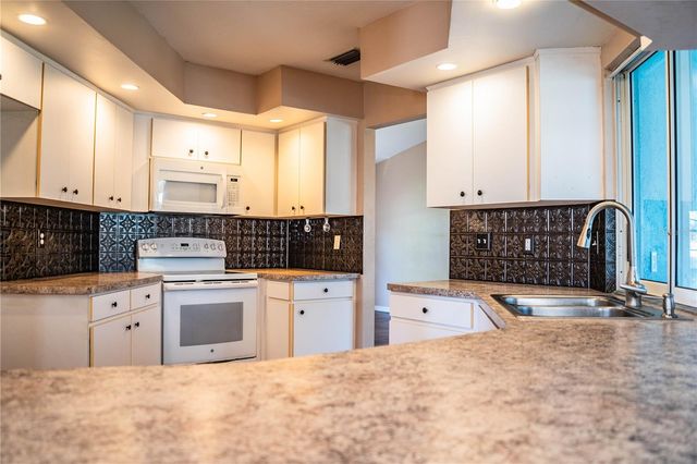 507 POWDER HORN ROW, Lakeland, FL 33809