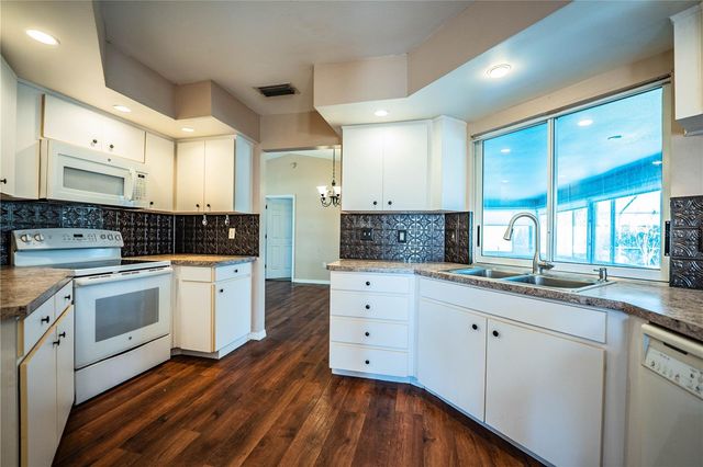 507 POWDER HORN ROW, Lakeland, FL 33809