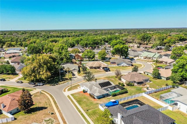 507 POWDER HORN ROW, Lakeland, FL 33809