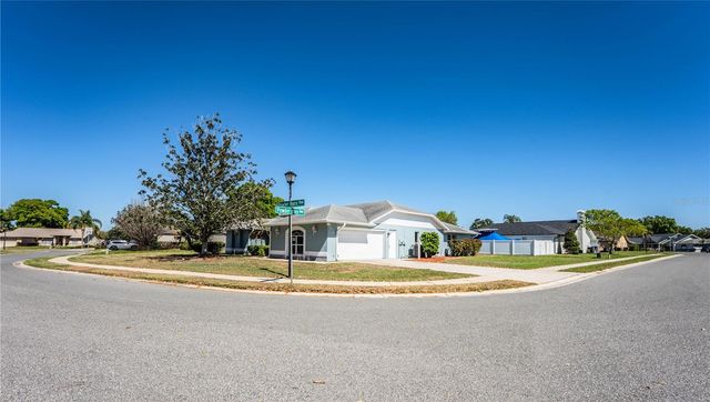 507 POWDER HORN ROW, Lakeland, FL 33809