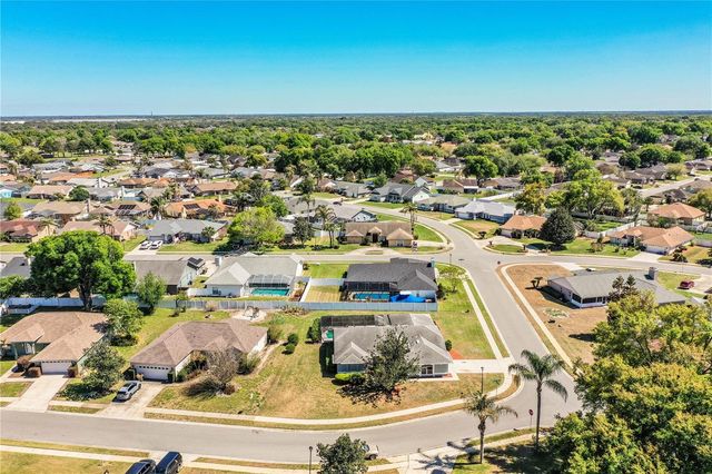 507 POWDER HORN ROW, Lakeland, FL 33809