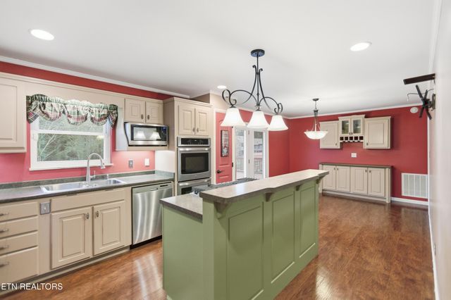 1211 Tellico Ave, Athens, TN 37303