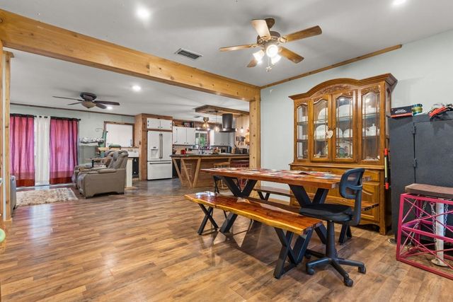 112 N Thomas Rd, White Oak, TX 75693