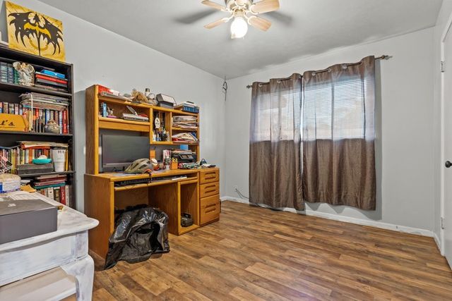 112 N Thomas Rd, White Oak, TX 75693