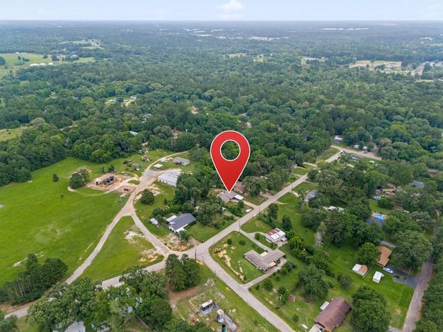 112 N Thomas Rd, White Oak, TX 75693