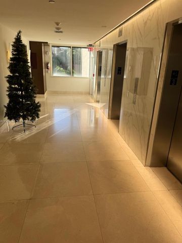 540 Brickell Key Dr 1505, Miami, FL 33131