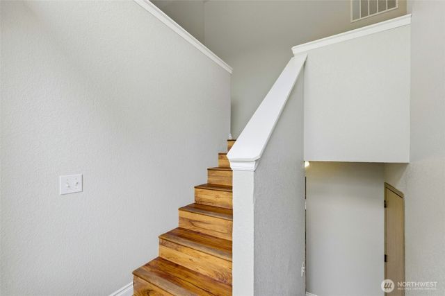 15025 105th Avenue SE, Yelm, WA 98597