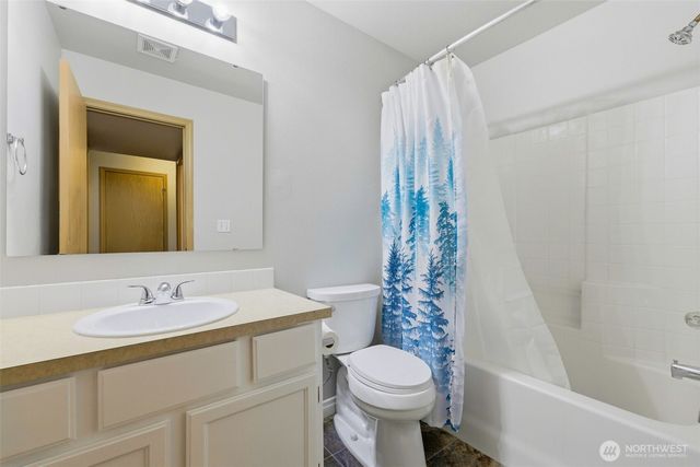 15025 105th Avenue SE, Yelm, WA 98597