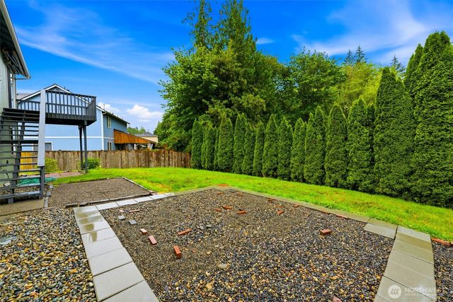 15025 105th Avenue SE, Yelm, WA 98597