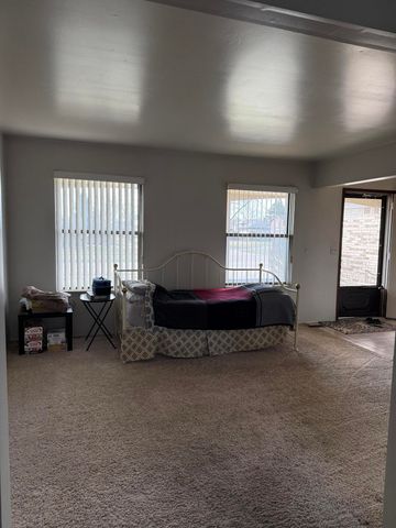 42840 Driftwood Drive, Sterling Heights, MI 48313