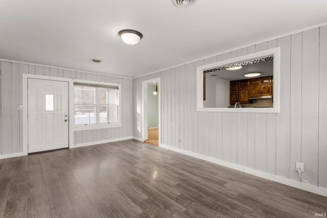 11103 Edison Road, Osceola, IN 46561