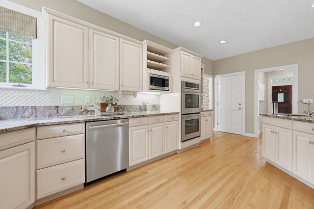 22 Codman Drive, Sudbury, MA 01776