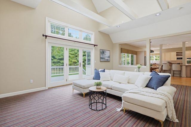 22 Codman Drive, Sudbury, MA 01776