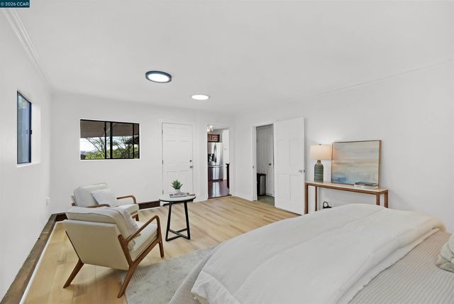 3121 Pine St, Martinez, CA 94553