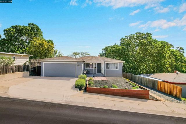 3121 Pine St, Martinez, CA 94553