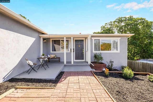 3121 Pine St, Martinez, CA 94553