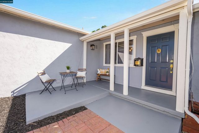 3121 Pine St, Martinez, CA 94553