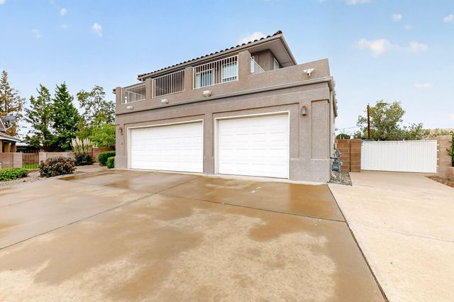 4632 Albany Court NW, Albuquerque, NM 87114