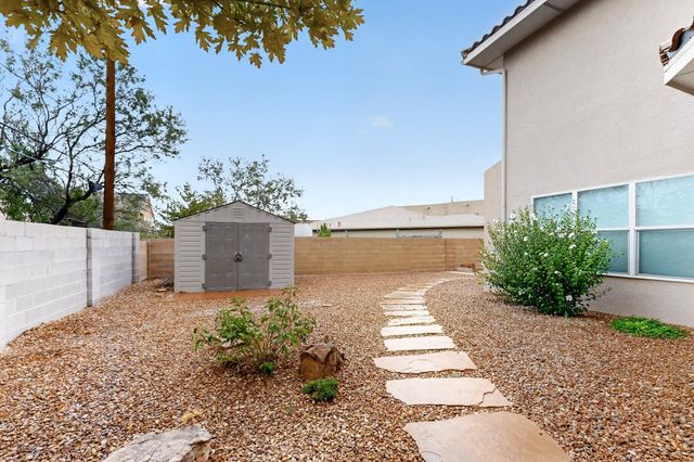 4632 Albany Court NW, Albuquerque, NM 87114