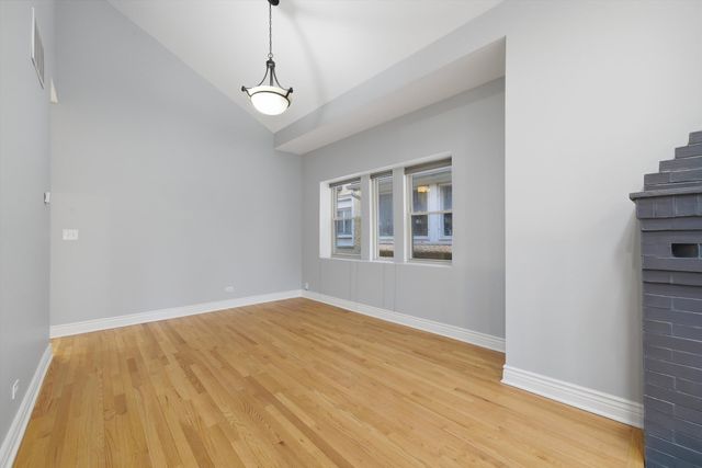 4545 N Lawndale Avenue, Chicago, IL 60625