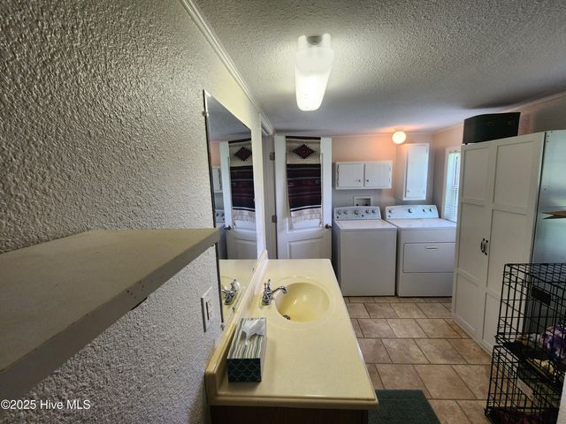 354 Smith Road, Roper, NC 27970