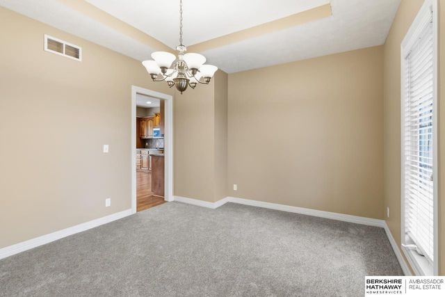 15905 Newport Avenue, Omaha, NE 68116