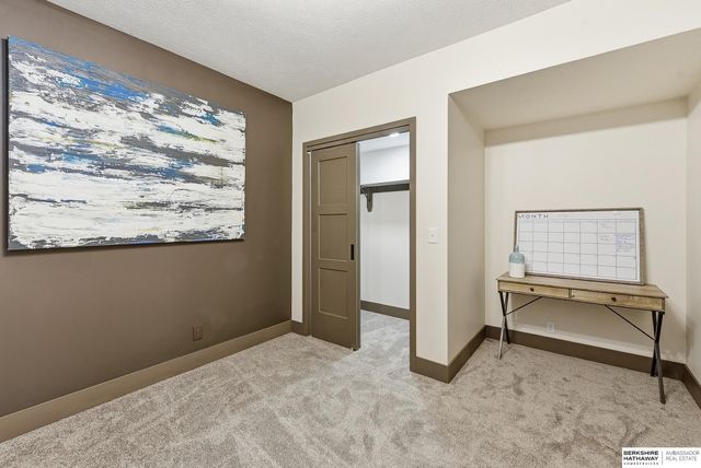 8001 N 166th Street, Bennington, NE 68007