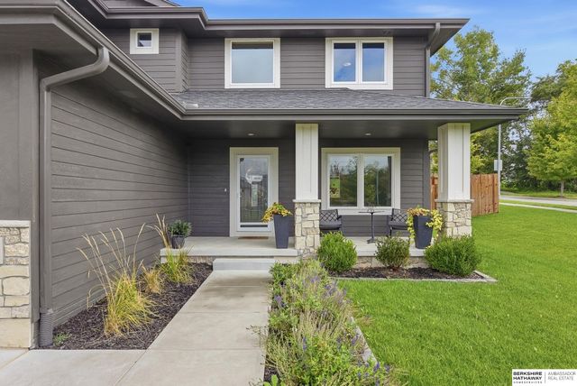 8001 N 166th Street, Bennington, NE 68007