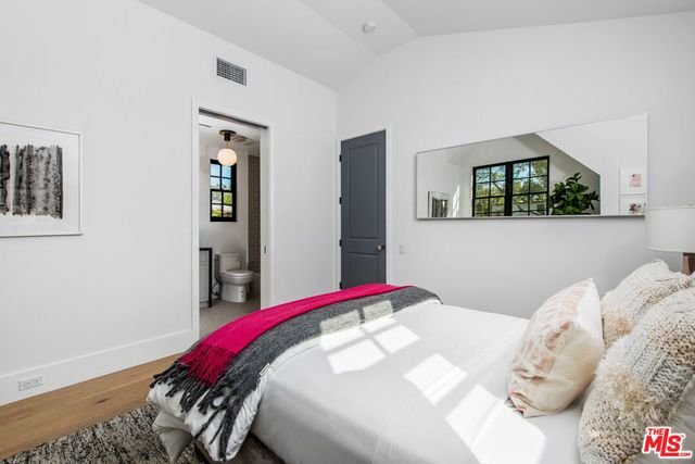 528 Norwich Drive, West Hollywood, CA 90048