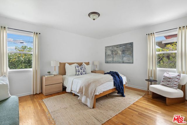 2468 Glencoe Avenue, Los Angeles, CA 90291
